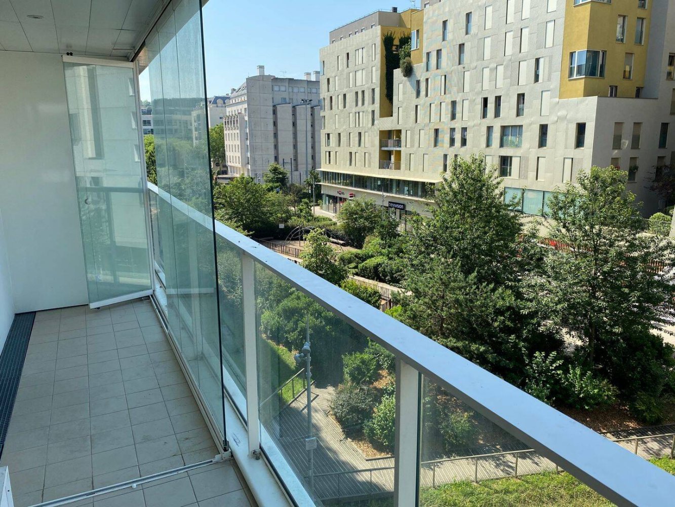 3 Schlafzimmer Wohnung in Issy-les-Moulineaux, France, Nr. 329027