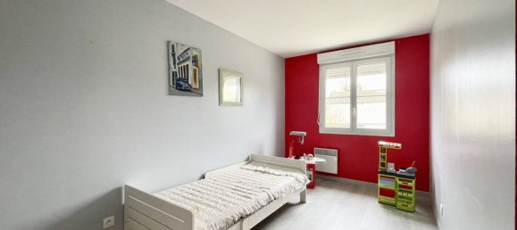 Casa de 3 dormitorios en Sainte-Genevieve, France No. 341841 6