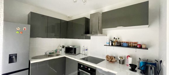 Casa de 3 dormitorios en Sainte-Genevieve, France No. 341841 3