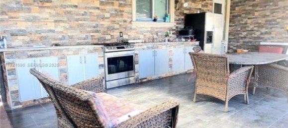 3 dormitorios villa en venta en Miami, Miami-Dade, Florida, USA № 614770 17