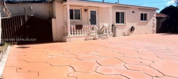 3 dormitorios villa en venta en Miami, Miami-Dade, Florida, USA № 614770 13
