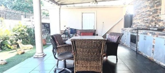 3 dormitorios villa en venta en Miami, Miami-Dade, Florida, USA № 614770 18