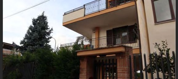 7 chambres Villa à Gricignano di Aversa, Italy No. 377921 3