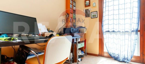 Apartamento de 3 dormitorios en Rome, Italy No. 52555 12