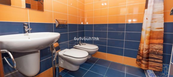 Adosado de 5 dormitorios en Alhaurín de la Torre, Spain No. 135226 38