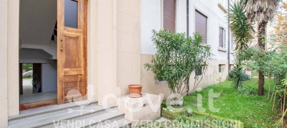 6 rooms Apartment in Padua, Italy No. 107058 12