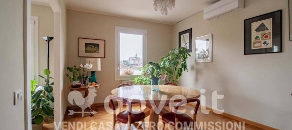 6 rooms Apartment in Padua, Italy No. 107058 19