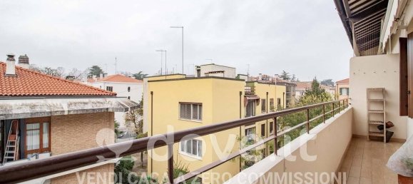 6 rooms Apartment in Padua, Italy No. 107058 26