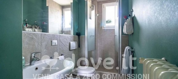 6 rooms Apartment in Padua, Italy No. 107058 37