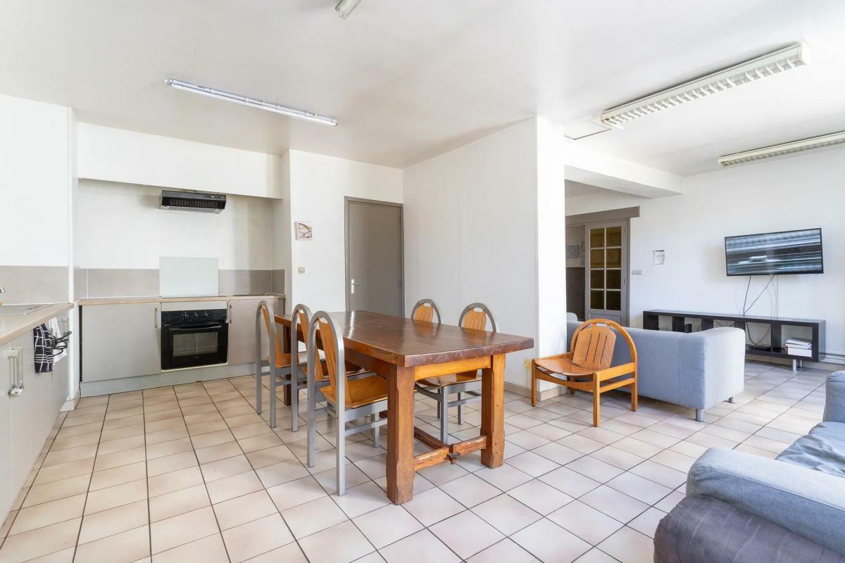 15 chambres Maison à Tourcoing, France No. 344286