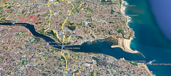 3 bedrooms House in Porto, Portugal No. 14323 32