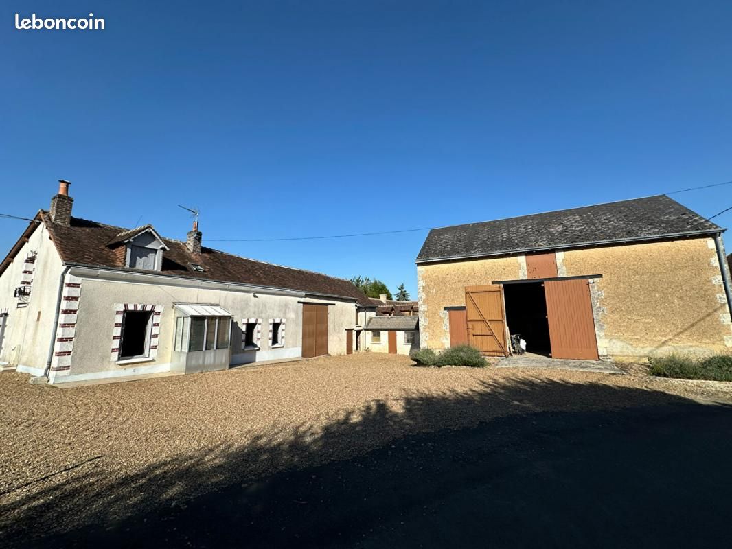 Casa de 3 dormitorios en Lunay, France No. 153846