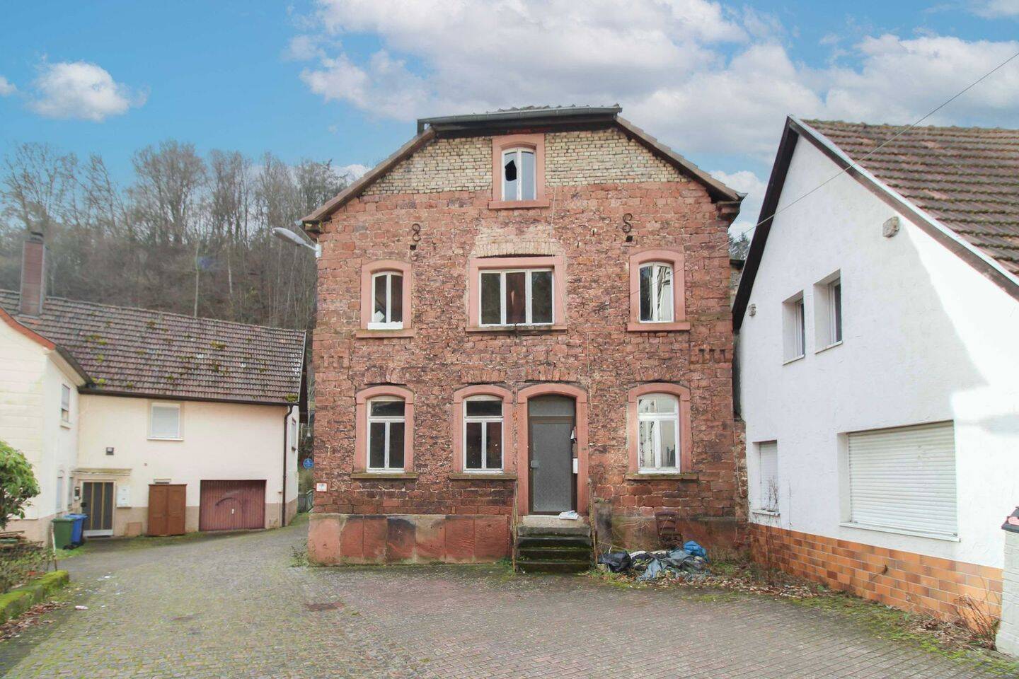 10 bedrooms House in Bad Durkheim, Germany No. 332021