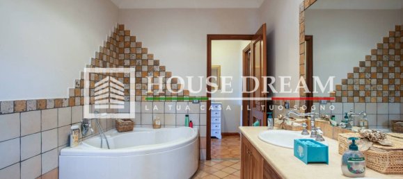3 bedrooms Apartment in Rome, Italy No. 286422 10