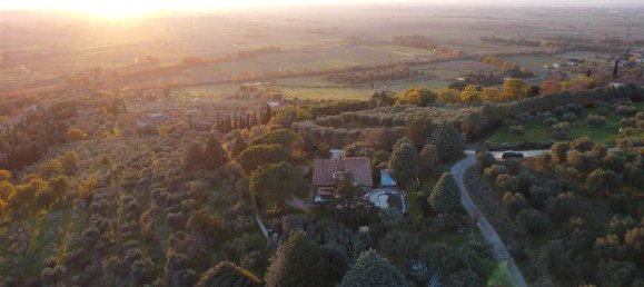 4 bedrooms House in Cortona, Italy No. 121071 18