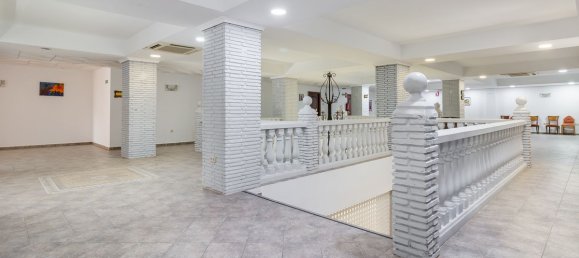 84 bedrooms Hotel in Cadiz, Spain No. 97733 23