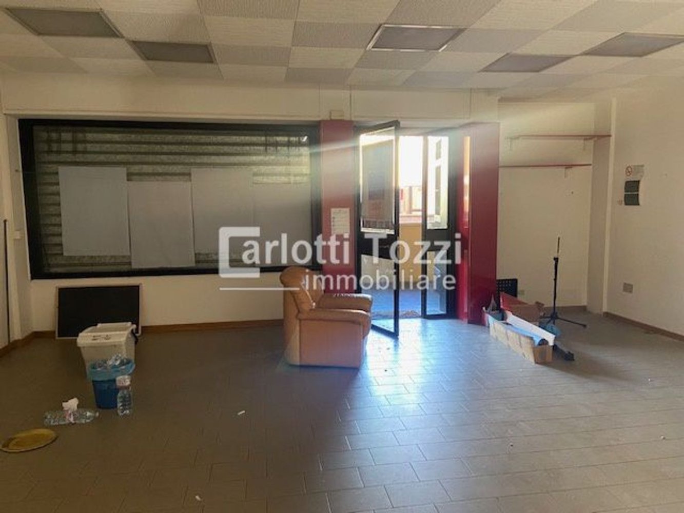 67m² Office in Grosseto, Italy No. 179421