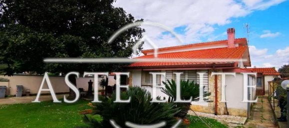 8-Zimmer Wohnung in Latina, Italy, Nr. 259061 3