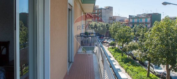 4 bedrooms Apartment in Aci Catena, Italy No. 122434 2