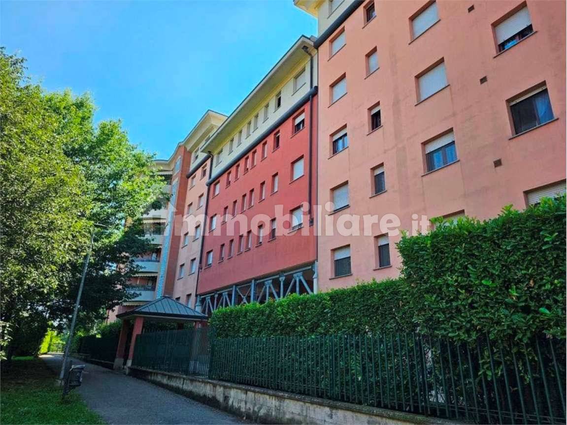 2 bedrooms Apartment in Vanzago, Italy No. 341859