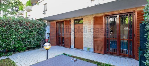 2 Schlafzimmer Wohnung in Desio, Italy, Nr. 361144 23