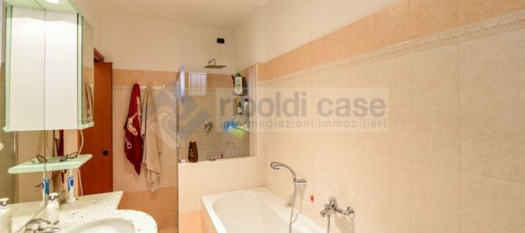 2 Schlafzimmer Wohnung in Desio, Italy, Nr. 361144 16