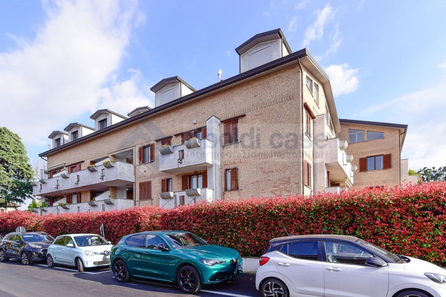 2 Schlafzimmer Wohnung in Desio, Italy, Nr. 361144