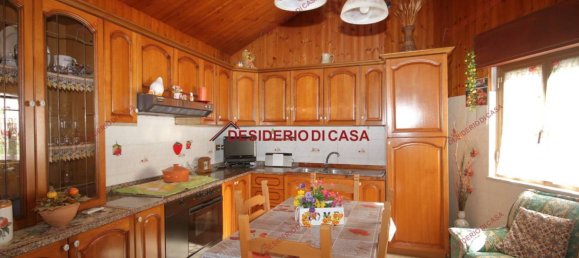 2 bedrooms House in Cefalù, Italy No. 81551 4