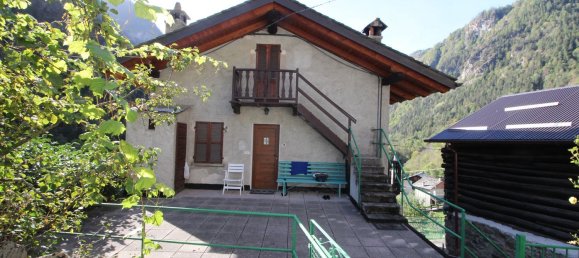 8-Zimmer Haus in Antey Saint Andre, Italy, Nr. 142384 6