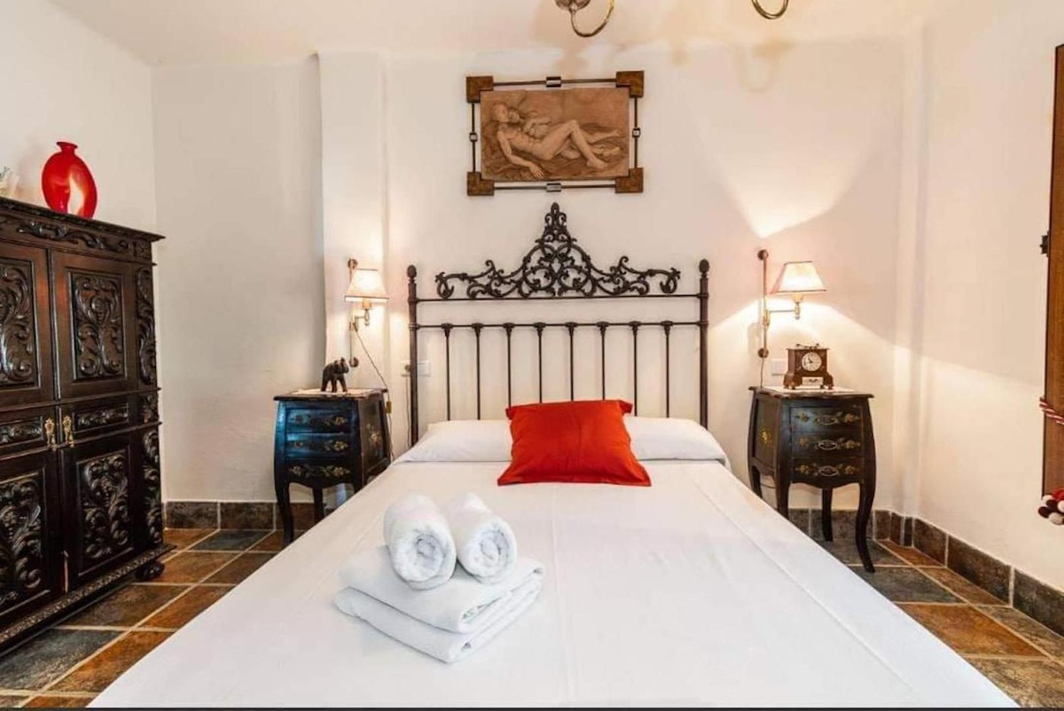 7 Schlafzimmer Villa in Frigiliana, Spain, Nr. 106603