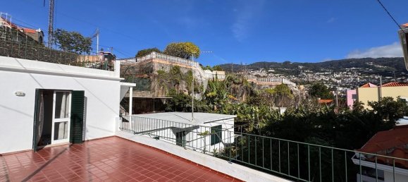 Дом с 5 спальнями в Фуншал, Португалия № 110681 15