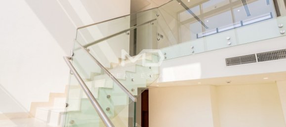 5 bedrooms Villa in Abu Dhabi, UAE No. 53099 72