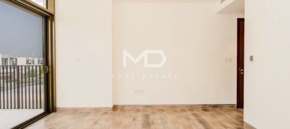 5 bedrooms Villa in Abu Dhabi, UAE No. 53099 86