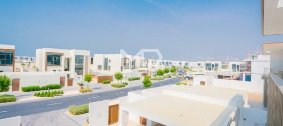 5 bedrooms Villa in Abu Dhabi, UAE No. 53099 67