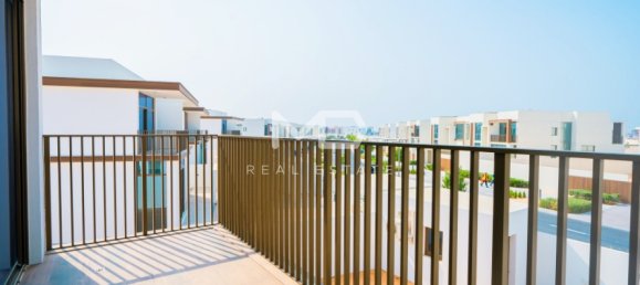 5 bedrooms Villa in Abu Dhabi, UAE No. 53099 22