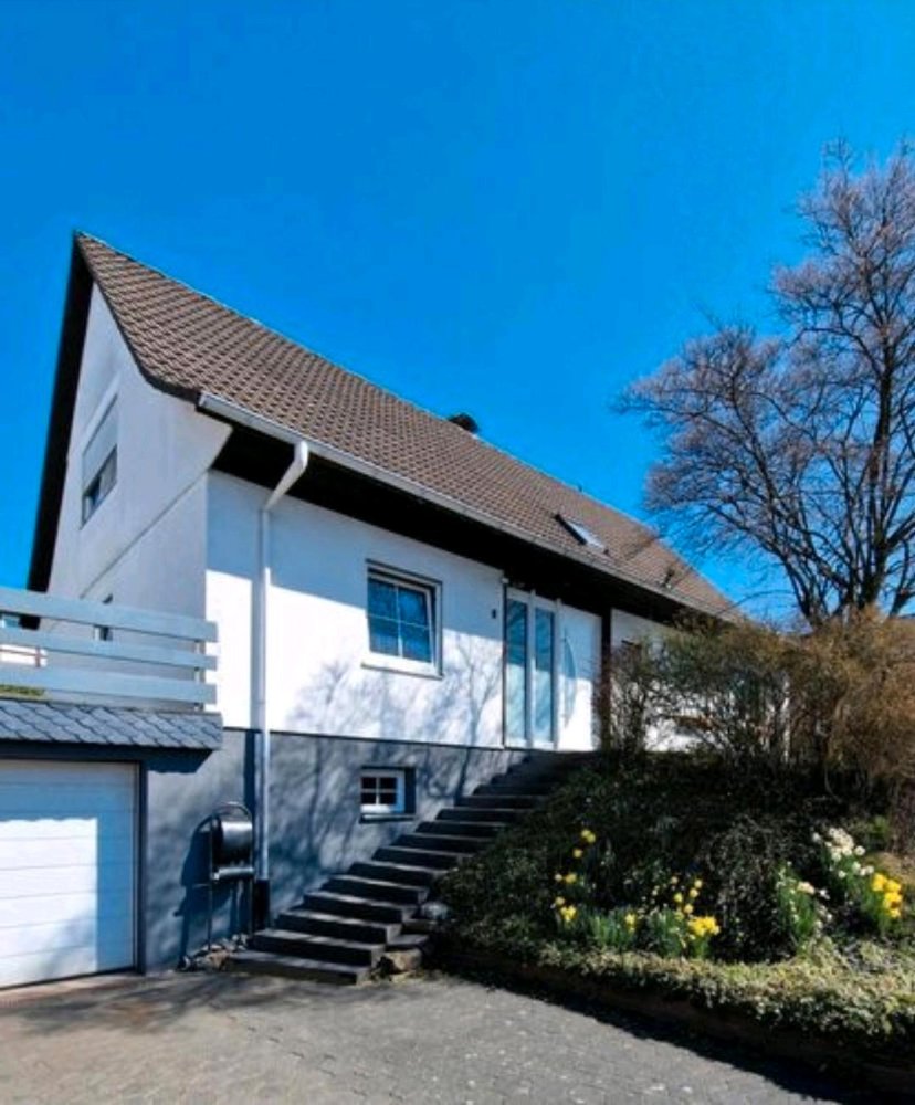 7 rooms House in Siegen-Wittgenstein, Germany No. 277430