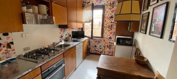 5 bedrooms Duplex in Udine, Italy No. 339647 9