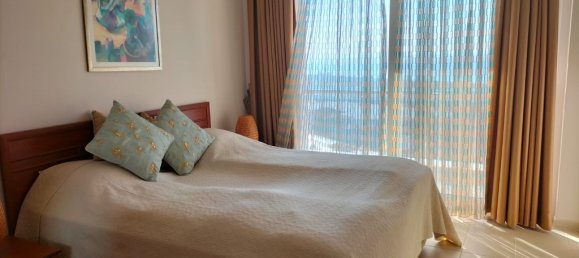 Пентхаус с 5 комнатами в Демирташ, Турция № 9726 4