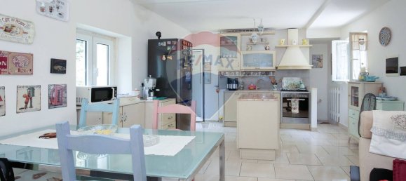 8 rooms House in Genoa, Italy No. 267110 11