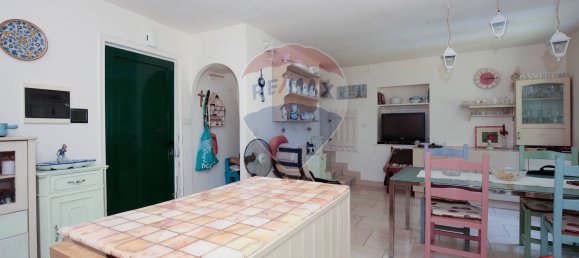 8 rooms House in Genoa, Italy No. 267110 6