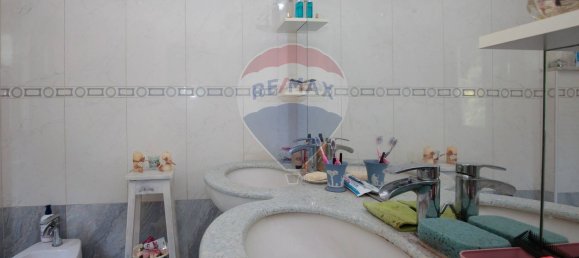 8 rooms House in Genoa, Italy No. 267110 20
