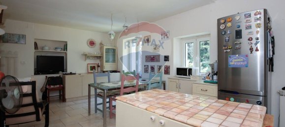 8 rooms House in Genoa, Italy No. 267110 4