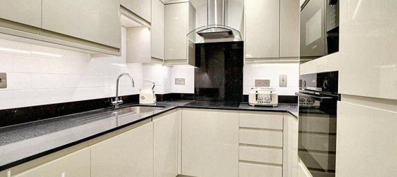 1 Schlafzimmer Haus in Biggin Hill, United Kingdom, Nr. 4802 2