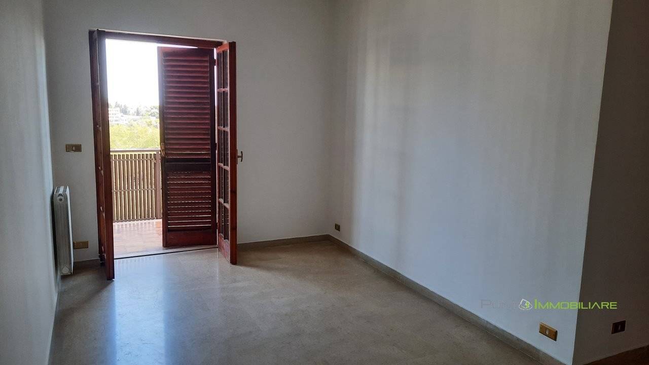 Apartamento de 1 dormitorio en Brindisi, Italy No. 348168