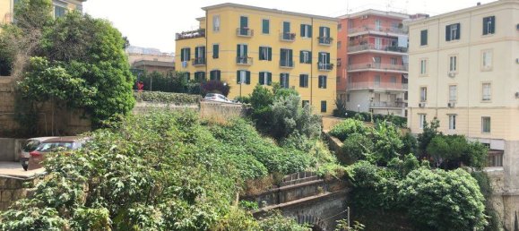 2 bedrooms Apartment in Naples, Italy No. 113385 10