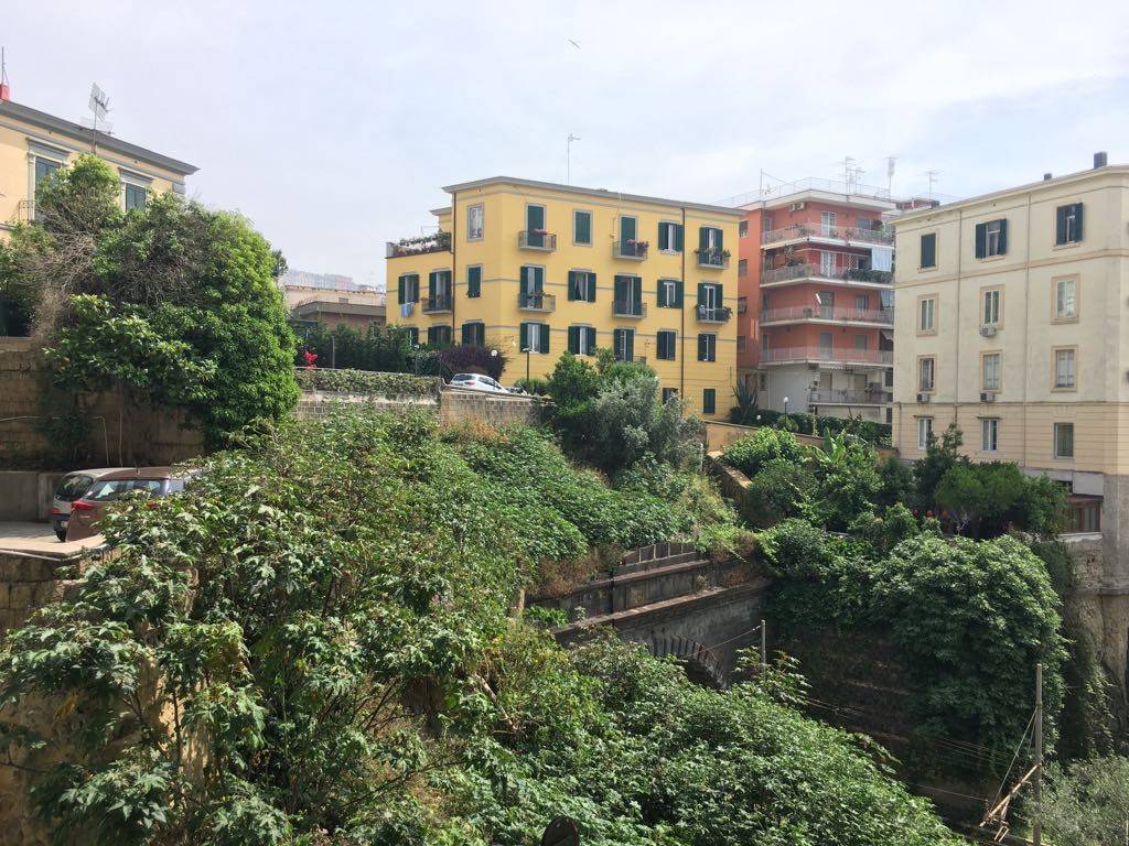2 bedrooms Apartment in Naples, Italy No. 113385