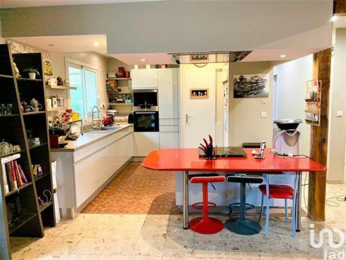 3 chambres Maison à Sandillon, France No. 8449