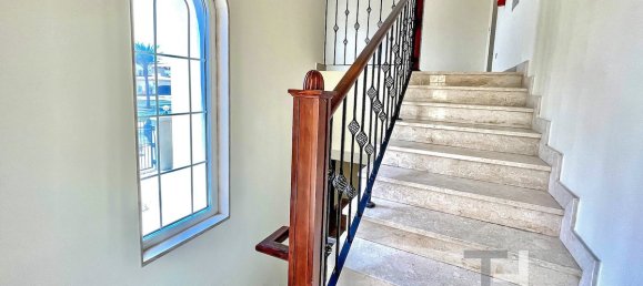 3 bedrooms Villa in Jumeirah Park, UAE No. 28487 8