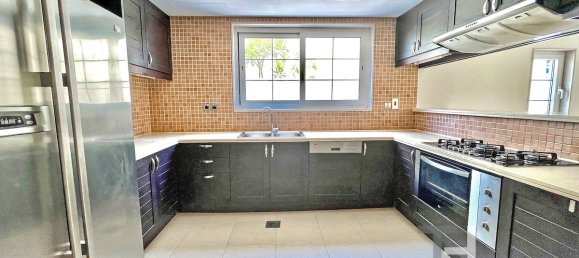 3 bedrooms Villa in Jumeirah Park, UAE No. 28487 5