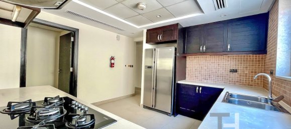 3 bedrooms Villa in Jumeirah Park, UAE No. 28487 6